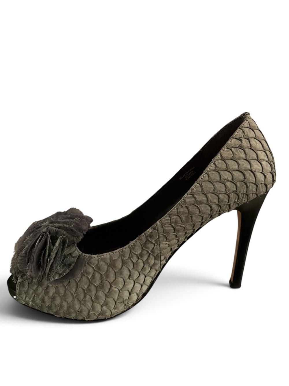 Max Studio Althea Grey Exotic Leather Peep-Toe Pumps - Size 8.5 M